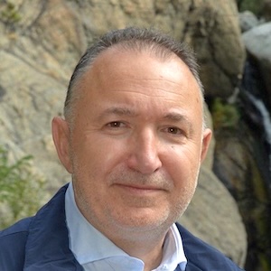 Д-р Емил Станев Кабаиванов